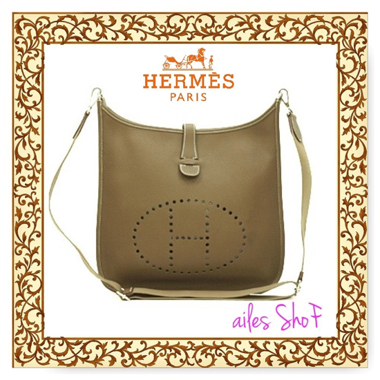 ★送料無料★Hermes ショルダーバッグ エヴリン 6050408